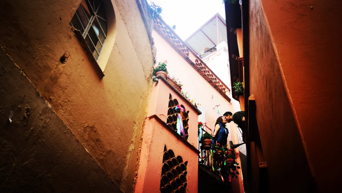 Callejón_del_beso_Guanajuato