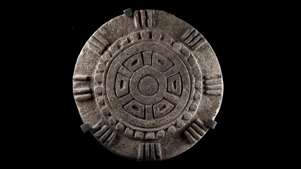 El tianquiztli, palabra náhuatl para mercado, fue durante la época prehispánica el lugar destinado al comercio de mercancías, bienes y servicios.